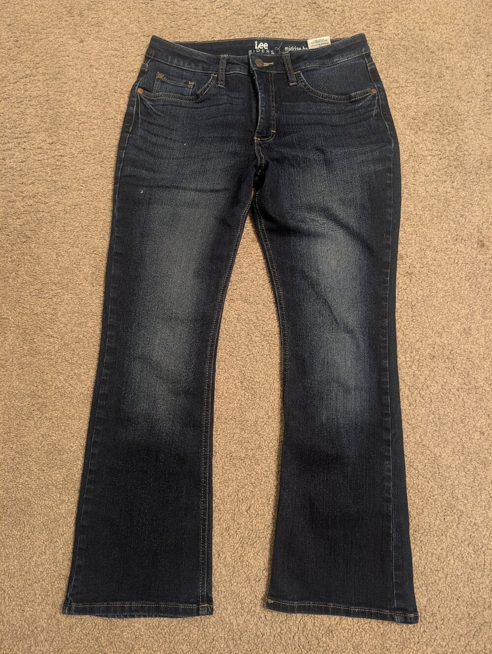 Lee Women's Dark Indigo Flare Jeans Size 8P